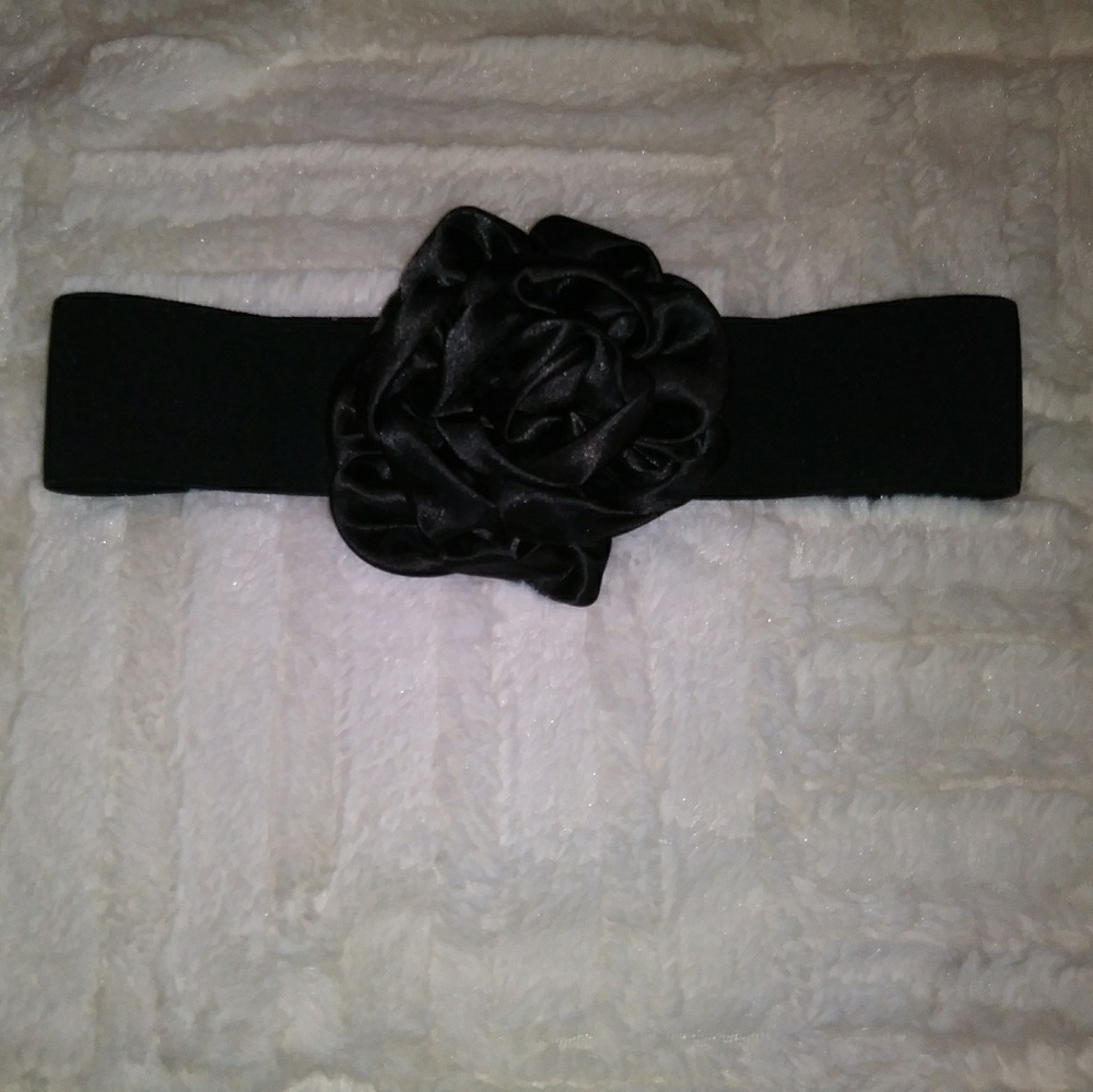 Rose waist belt